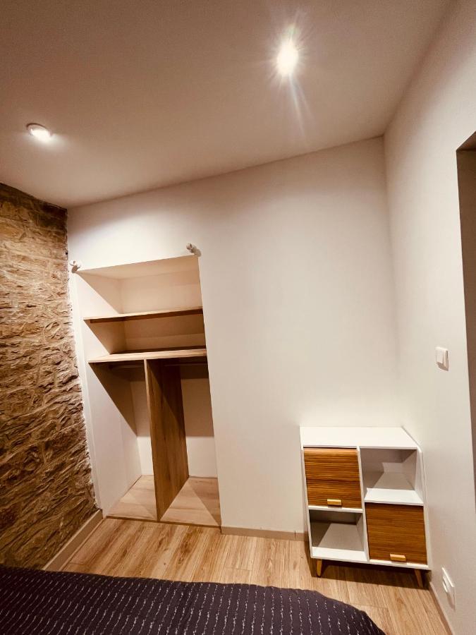 Studio Talant Luaran gambar